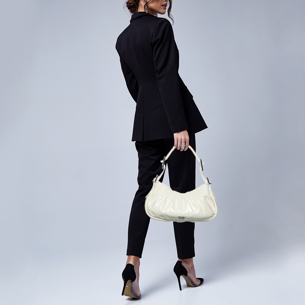 

Burberry White Patent Leather Hobo