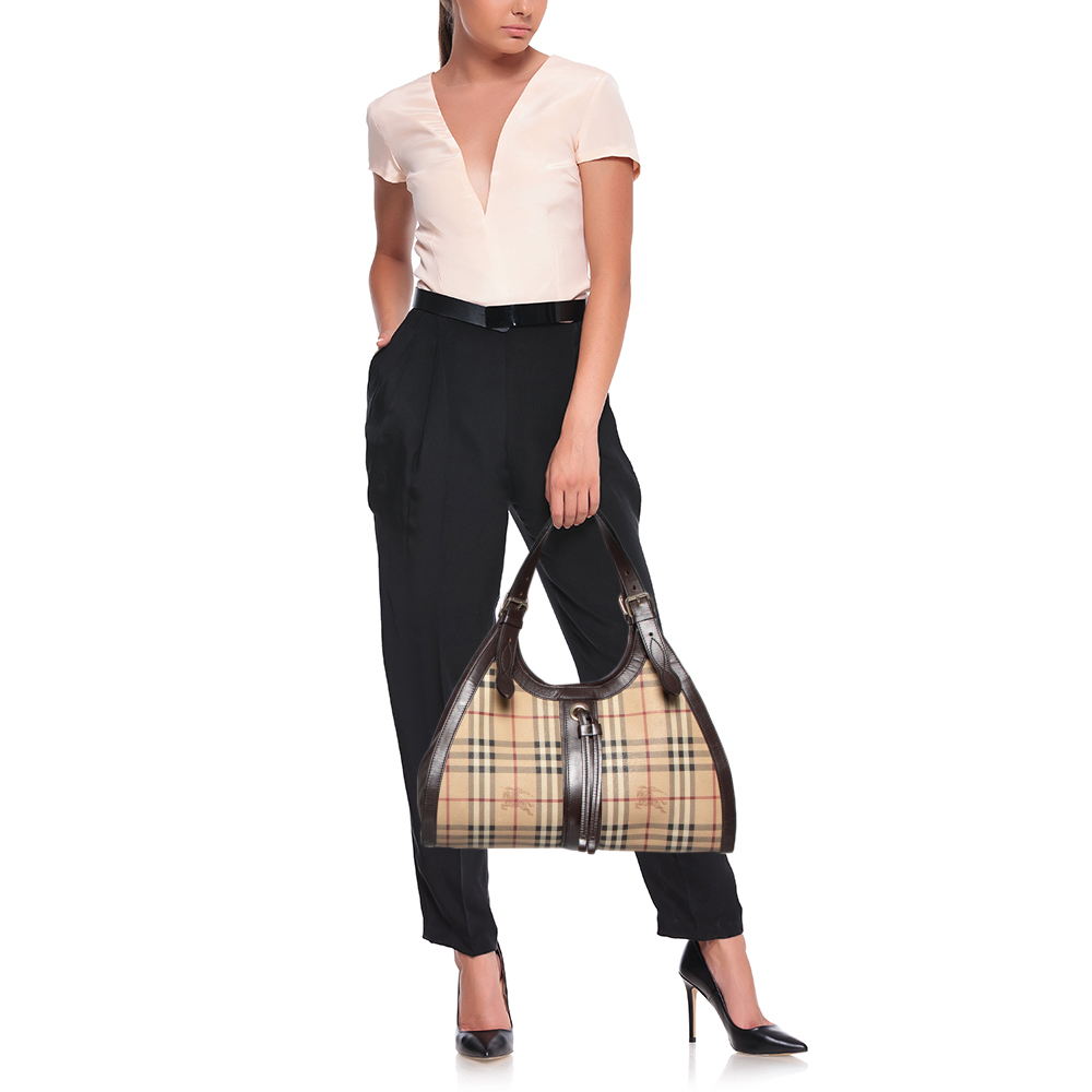 

Burberry Brown/Beige Haymarket PVC and Leather Kensington Shoulder Bag