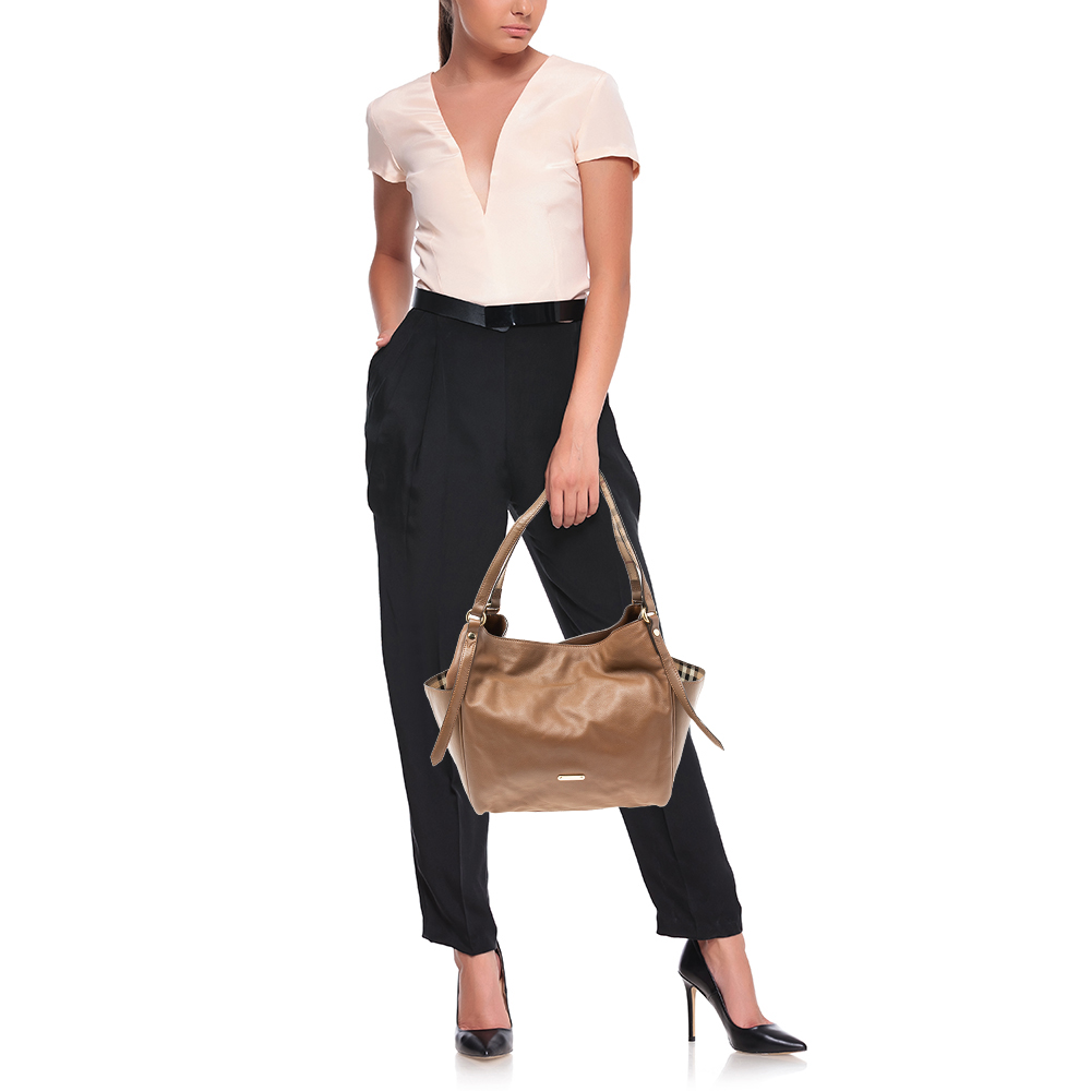 

Burberry Brown Leather Canterbury Tote