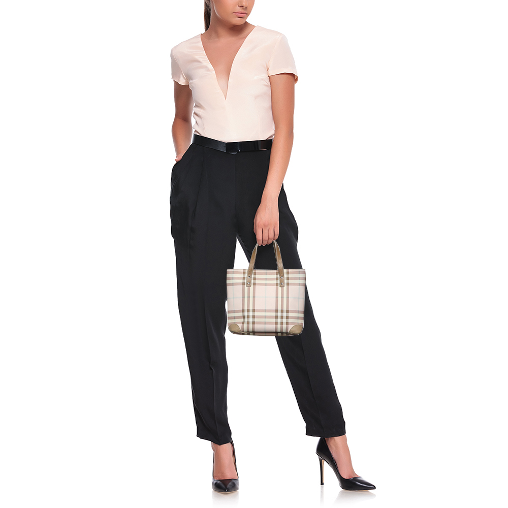 

Burberry Light Pink/Beige Nova Check Coated Canvas And Leather Tote