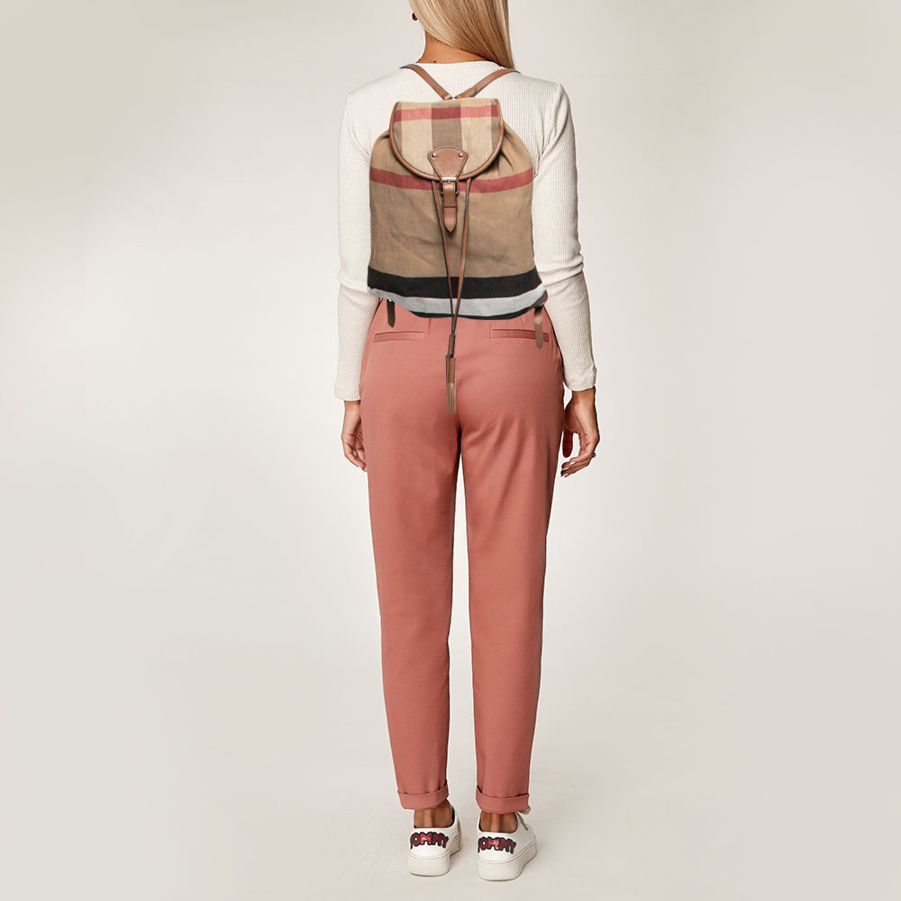

Burberry Beige Check Canvas And Leather Chiltern Drawstring Backpack