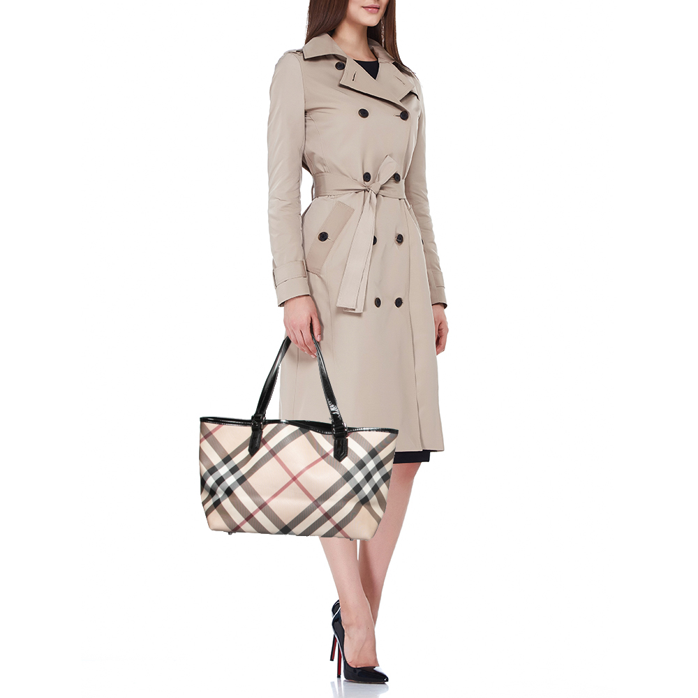 

Burberry Beige/Black Nova Check PVC and Patent Leather Nickie Tote