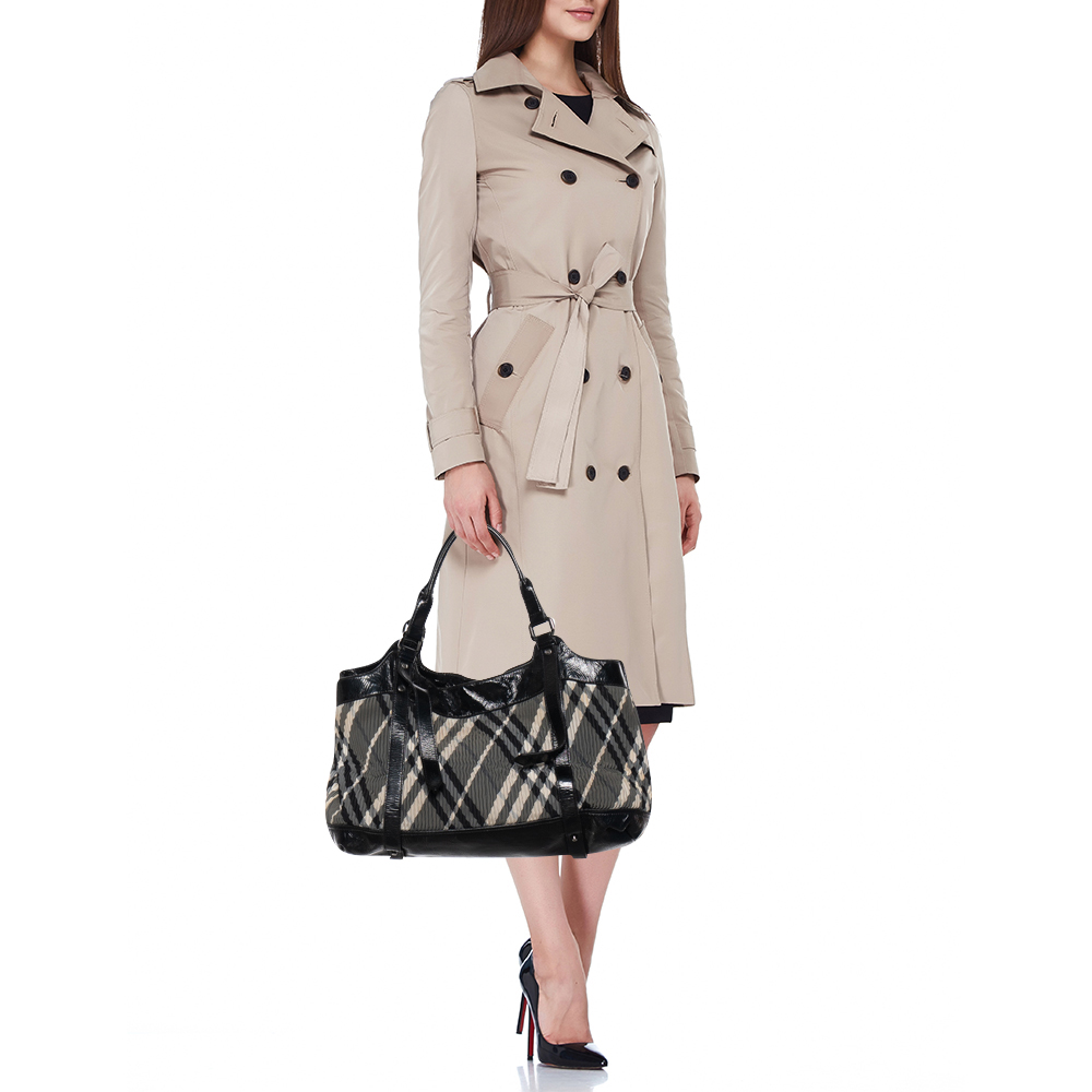 

Burberry Black/Grey Beat Check Nylon and Patent Leather Lowry Tote