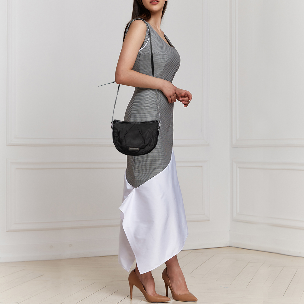 

Burberry Black Pleated Nylon and Patent Leather Crossbody Bag