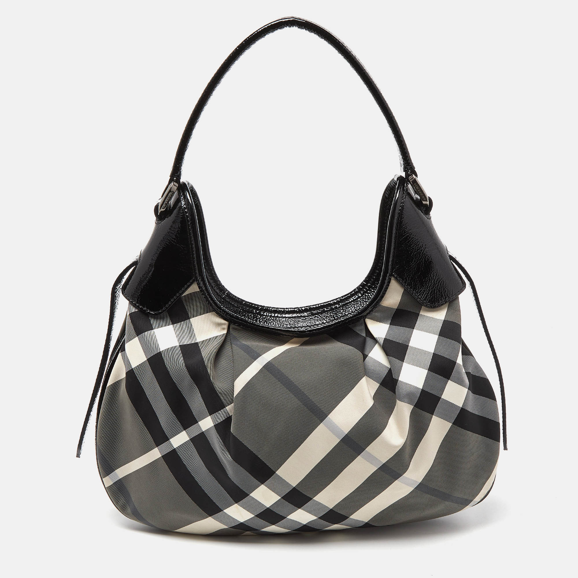 Pre-owned Burberry Grey Beat Check Nylon And Patent Leather Small Brooklyn Hobo