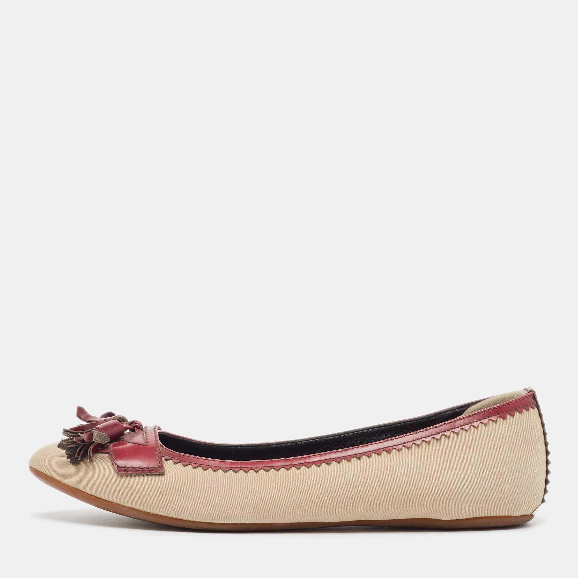 Pre-owned Burberry Beige/burgundy Fabric And Leather Tassel Bow Ballet Flats Size 38.5