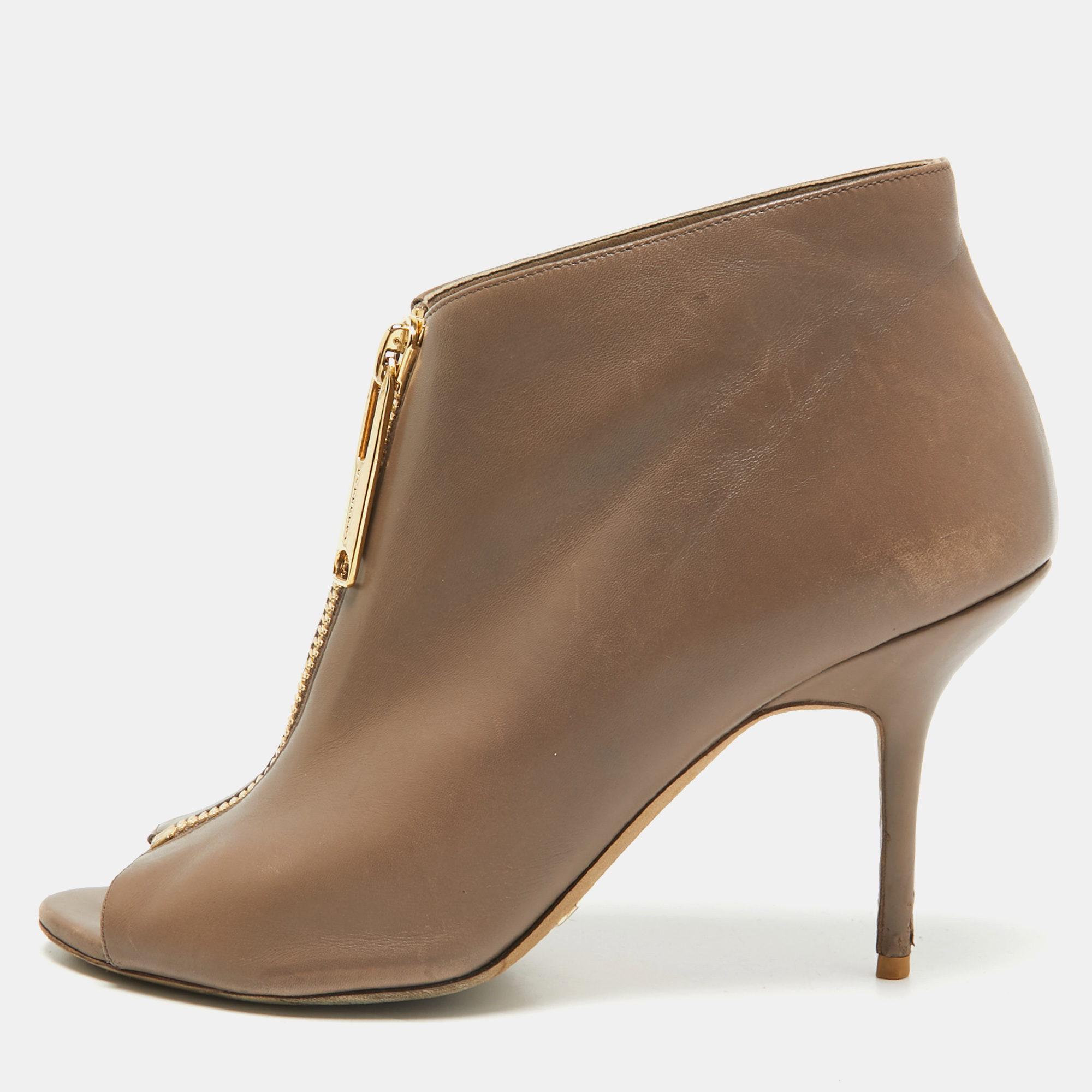 

Burberry Brown Leather Zip Up Booties Size