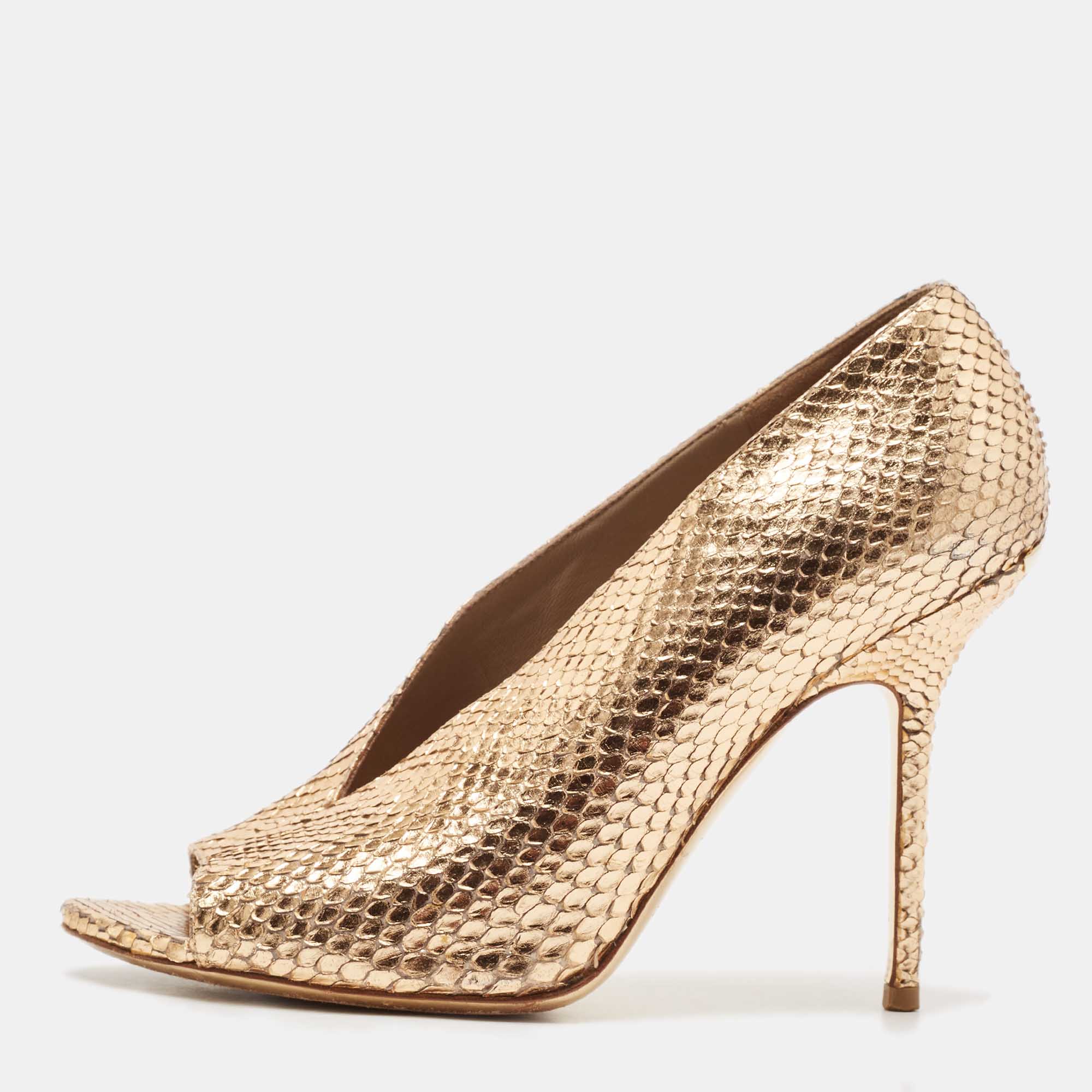 

Burberry Metallic Gold Snakeskin Embossed Leather Peep Toe Pumps Size