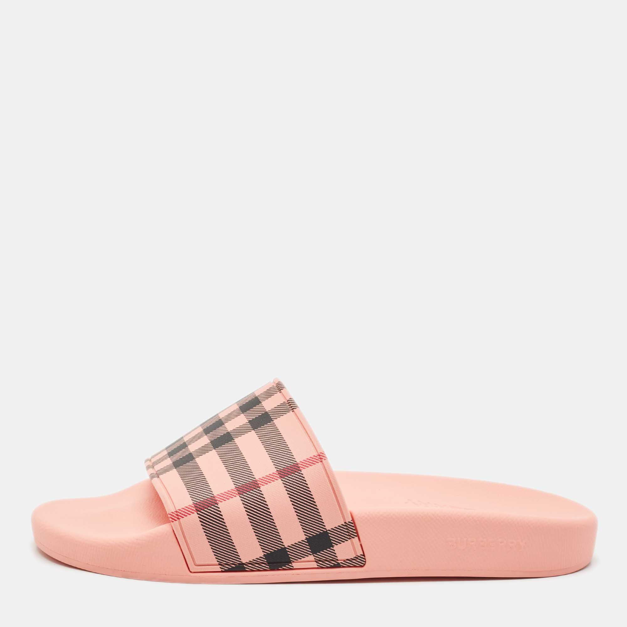 

Burberry Black/Pink Check Rubber Pool Slides Size