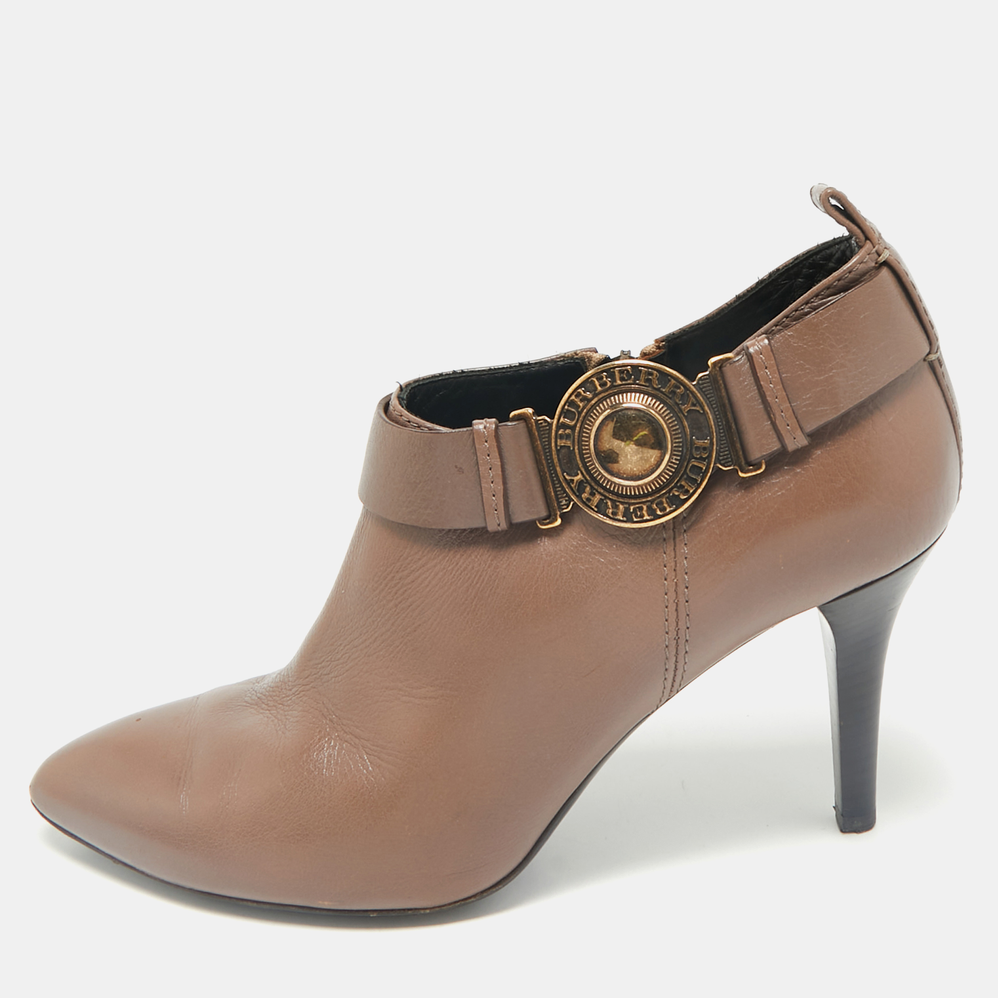 

Burberry Brown Leather Ankle Length Boots Size