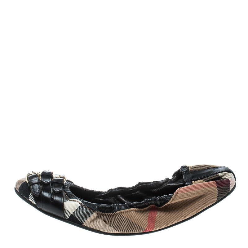 

Burberry Novacheck Canvas and Leather Buckle Scrunch Ballet Flats Size, Beige