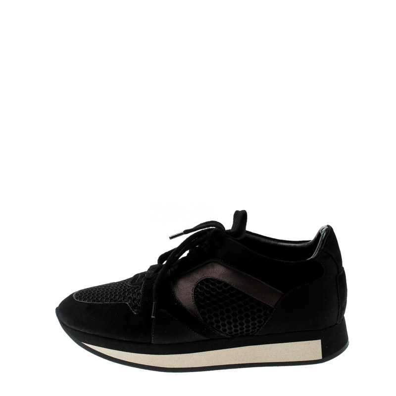 

Burberry Black Mesh/Suede Lace Up Sneakers Size