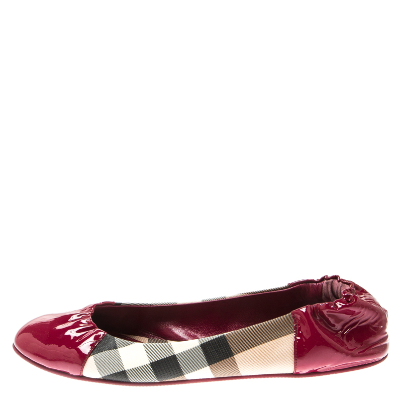 

Burberry Burgundy Patent Leather and PVC Nova Check Soft Bellerina Flats Size