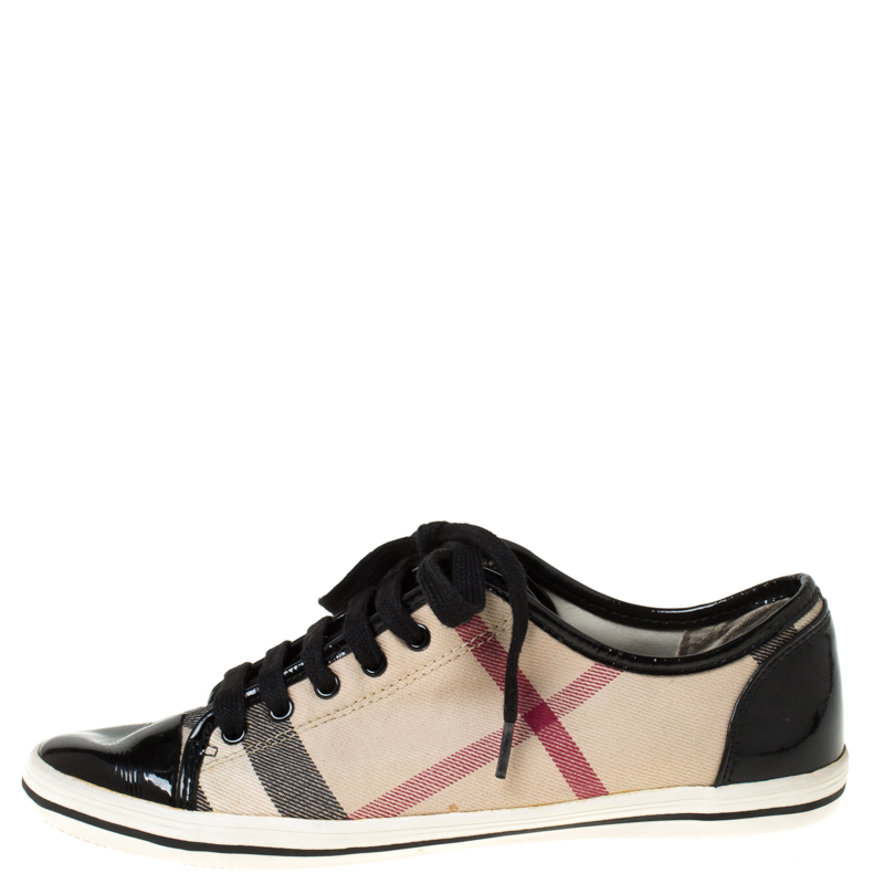 

Burberry Beige/Black Nova Check Canvas and Patent Leather Lace Up Sneakers Size