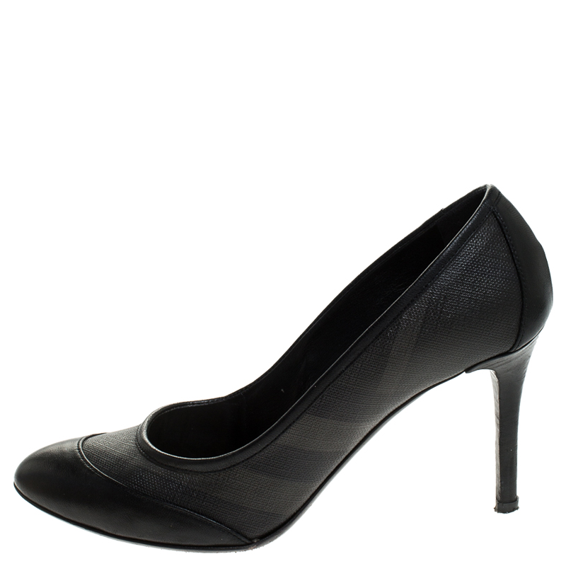 

Burberry Black/Grey Check Canvas And Leather Pumps Size