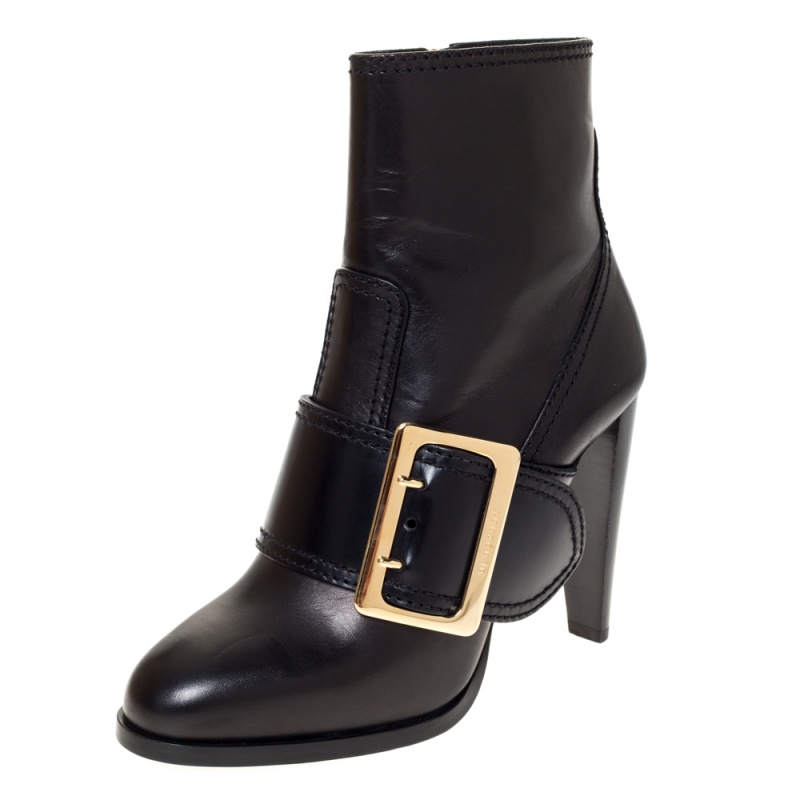 burberry buckle boots