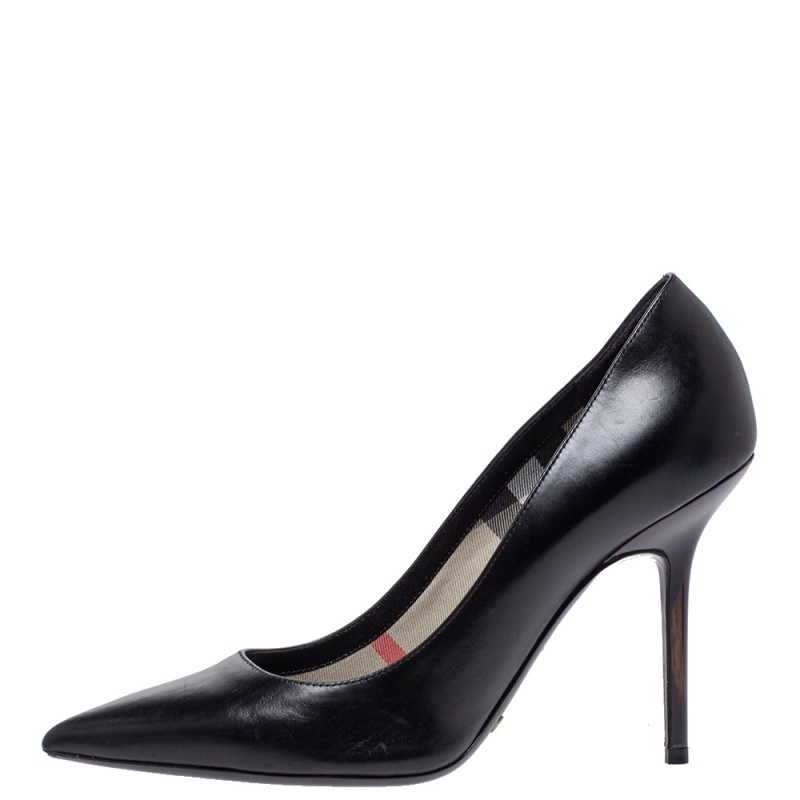 

Burberry Black Leather Pointed Toe Pumps Size