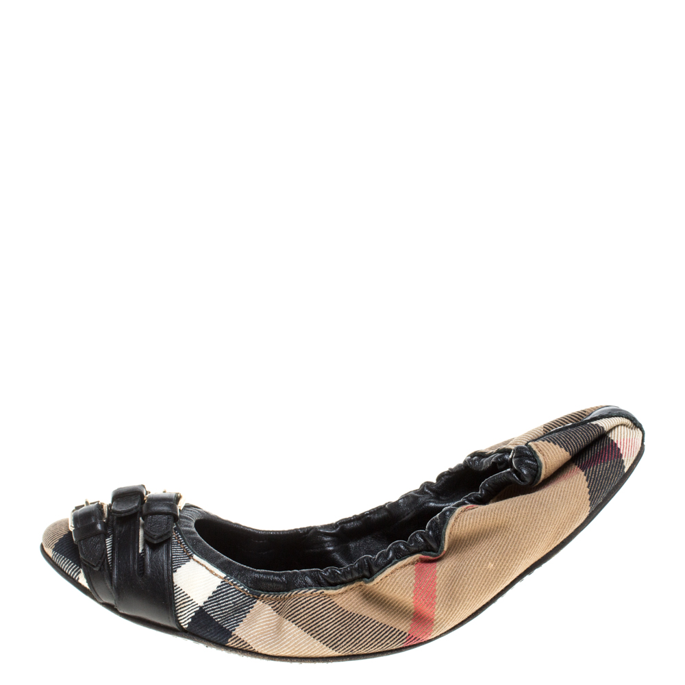 

Burberry Novacheck Canvas and Leather Buckle Scrunch Ballet Flats Size, Beige