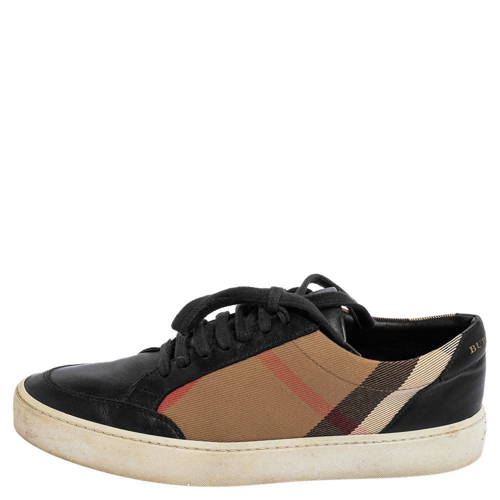 

Burberry Black/Beige Nova Check Canvas and Leather Low Top Sneakers Size