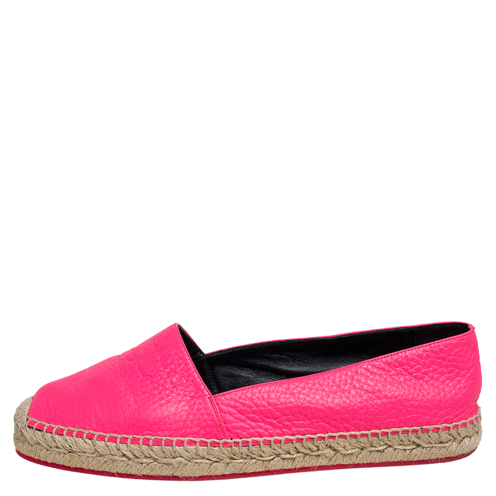 

Burberry Pink Leather Espadrille Flats Size