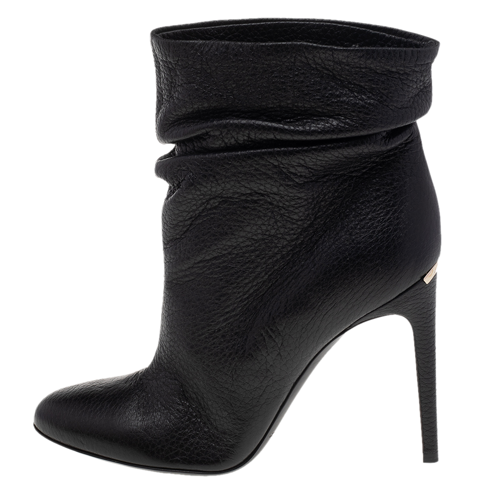 

Burberry Black Leather Ankle Length Boots Size