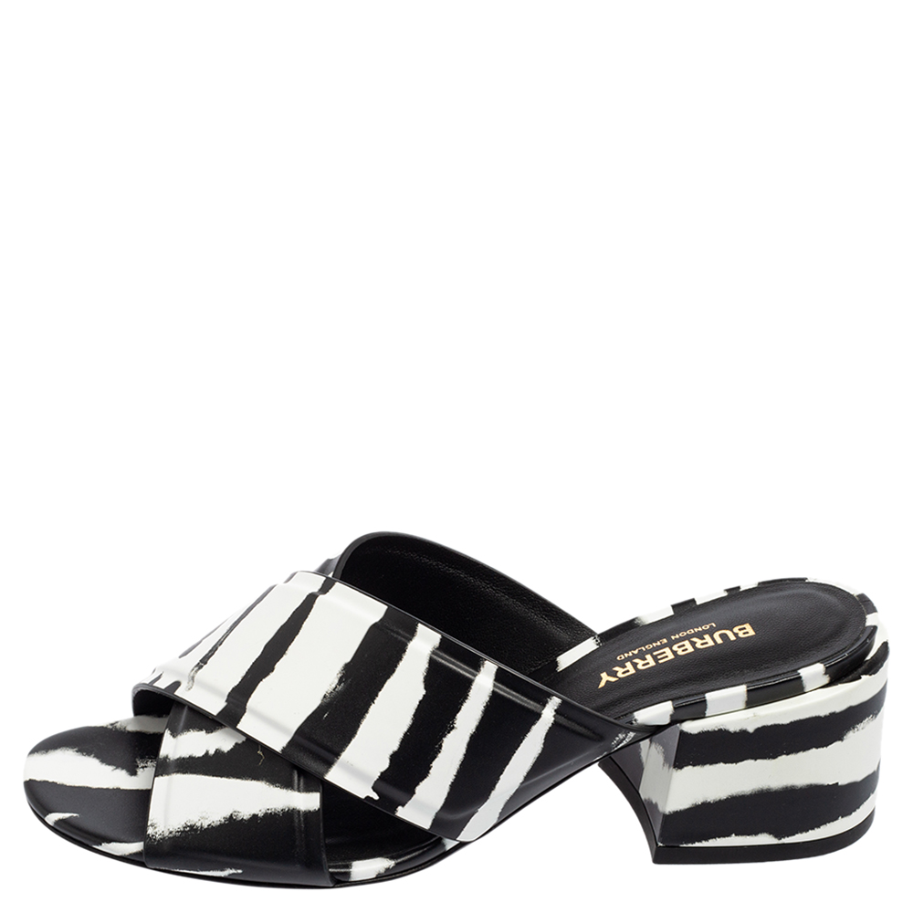 

Burberry Black/White Zebra Print Leather Slide Castlebar Sandals Size