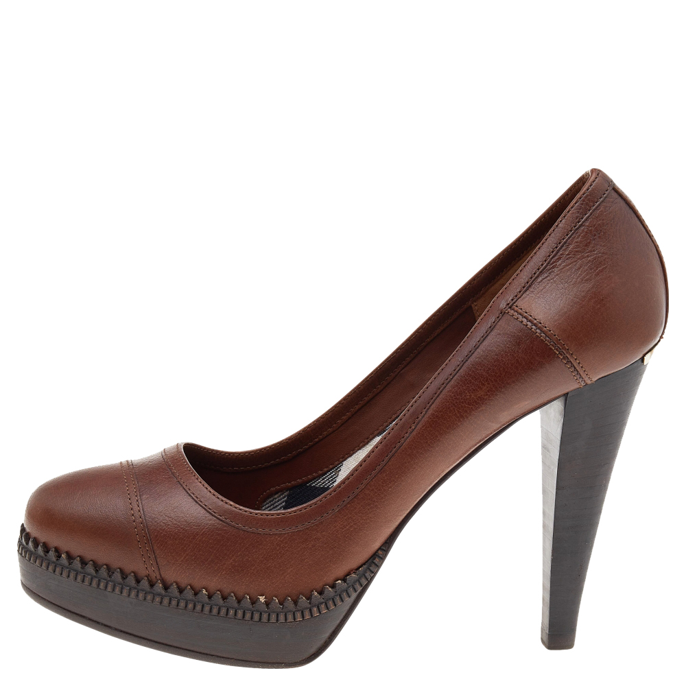 

Burberry Brown Leather Platform Pumps Size