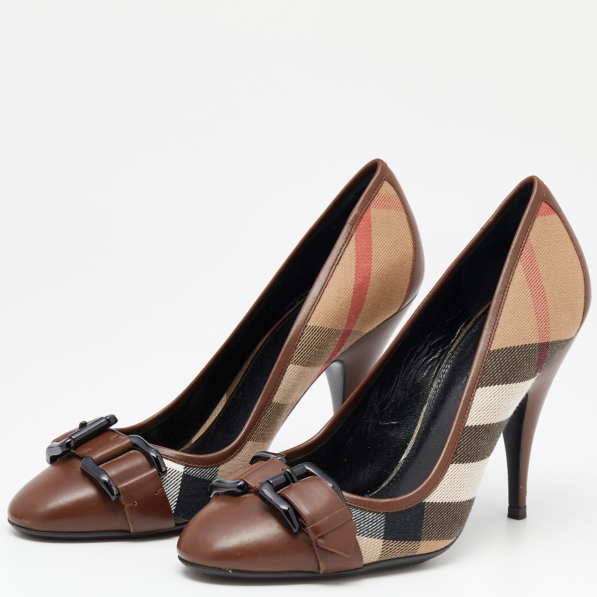 

Burberry Beige/Brown House Check Canvas and Leather Buckle Round Toe Pumps Size