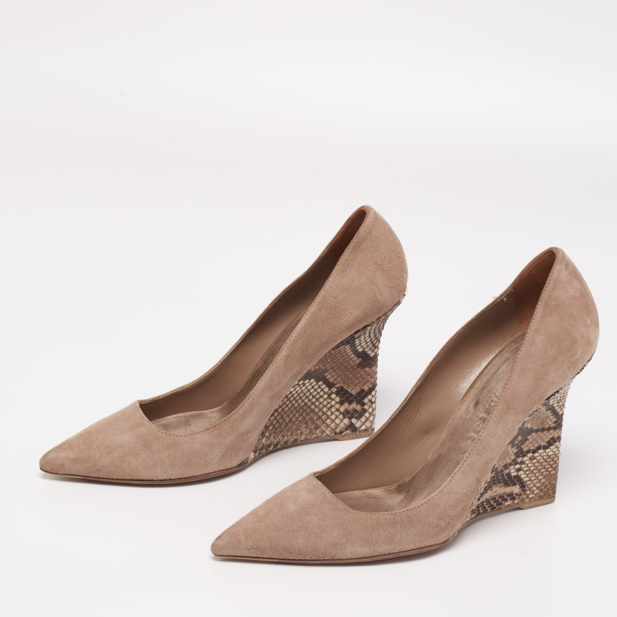 

Burberry Taupe Suede and Python Leather Wedge Pumps Size, Beige