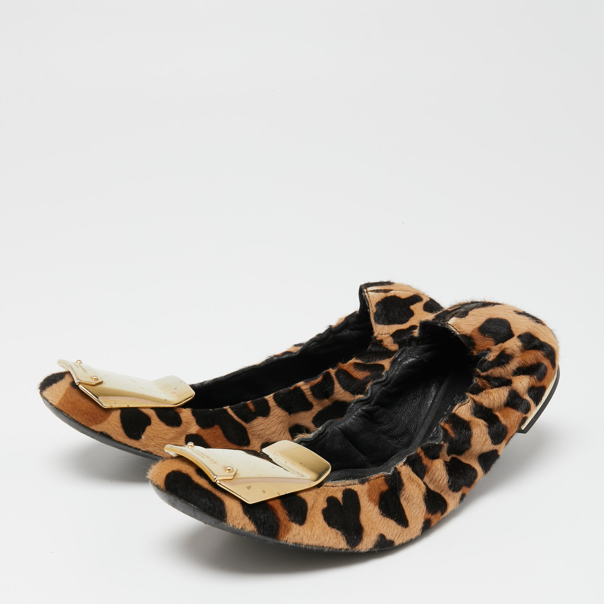 

Burberry Beige/Black Animal Print Calf Hair Scrunch Ballet Flats Size