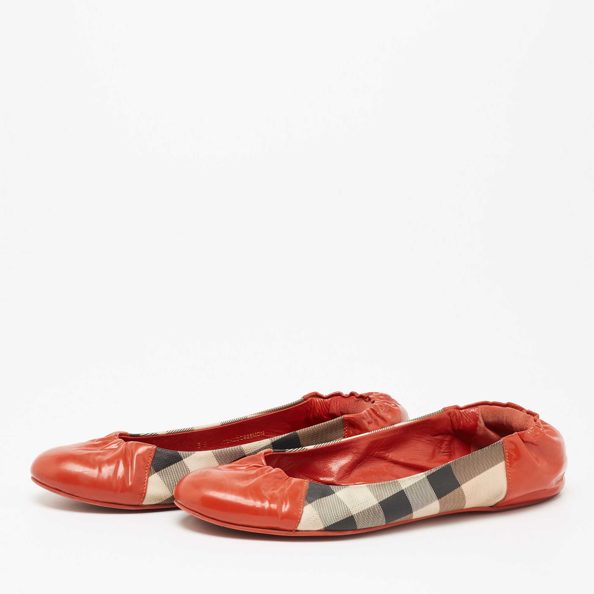 

Burberry Red/Beige Patent Leather And Nova Check Ballet Flats Size, Pink