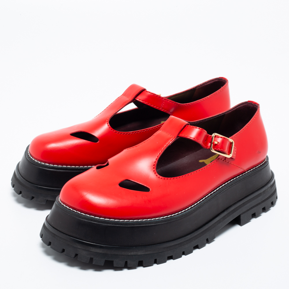 

Burberry Red/Black Leather Aldwych T-bar Platform Flats Size