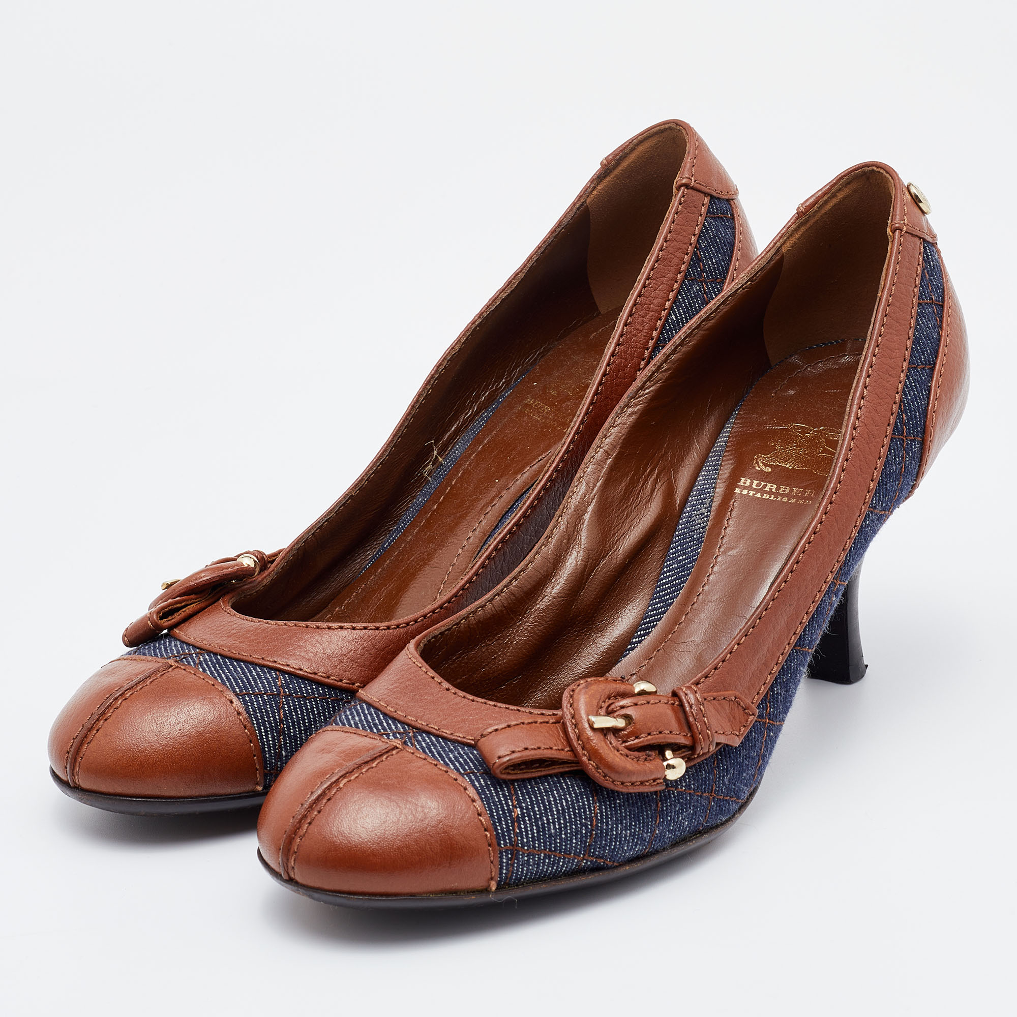 

Burberry Brown/Blue Leather and Quilted Denim Buckle Detail Pumps Size