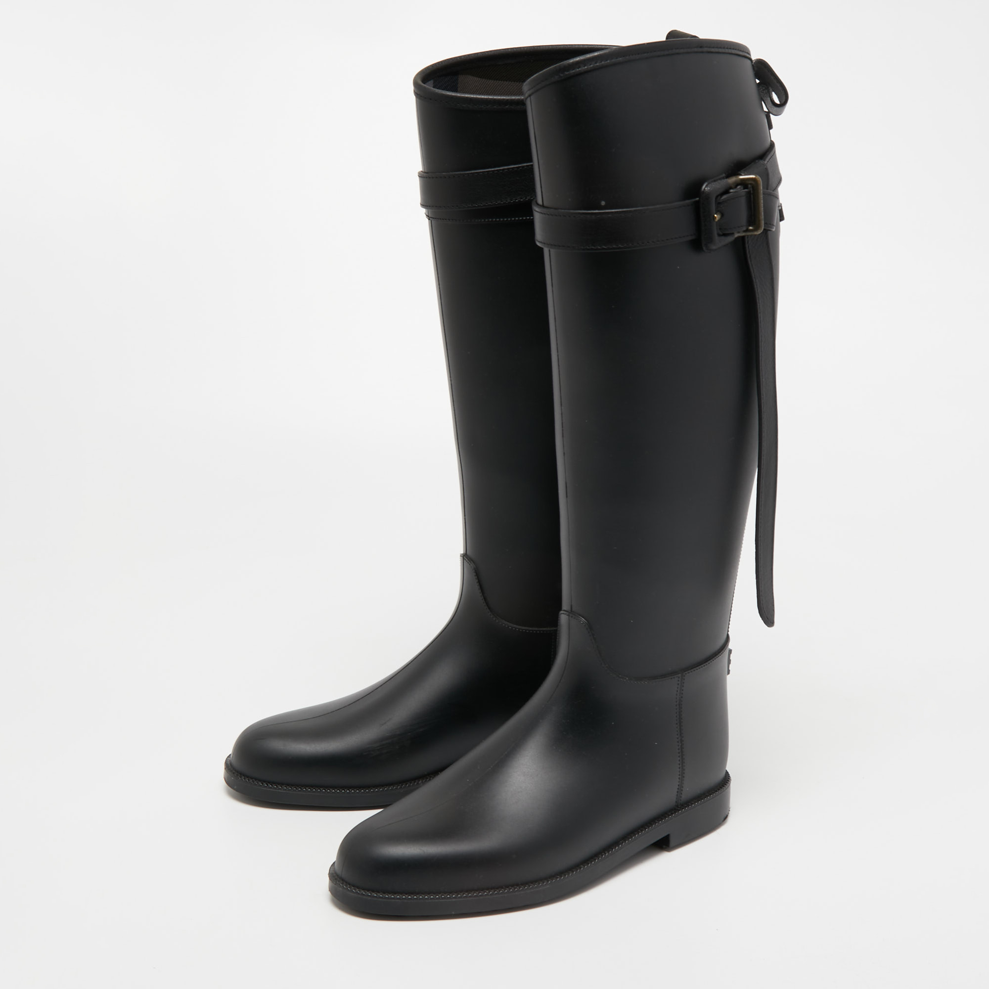 

Burberry Black Rubber Belted Equestrian Rain Boots Size, Blue