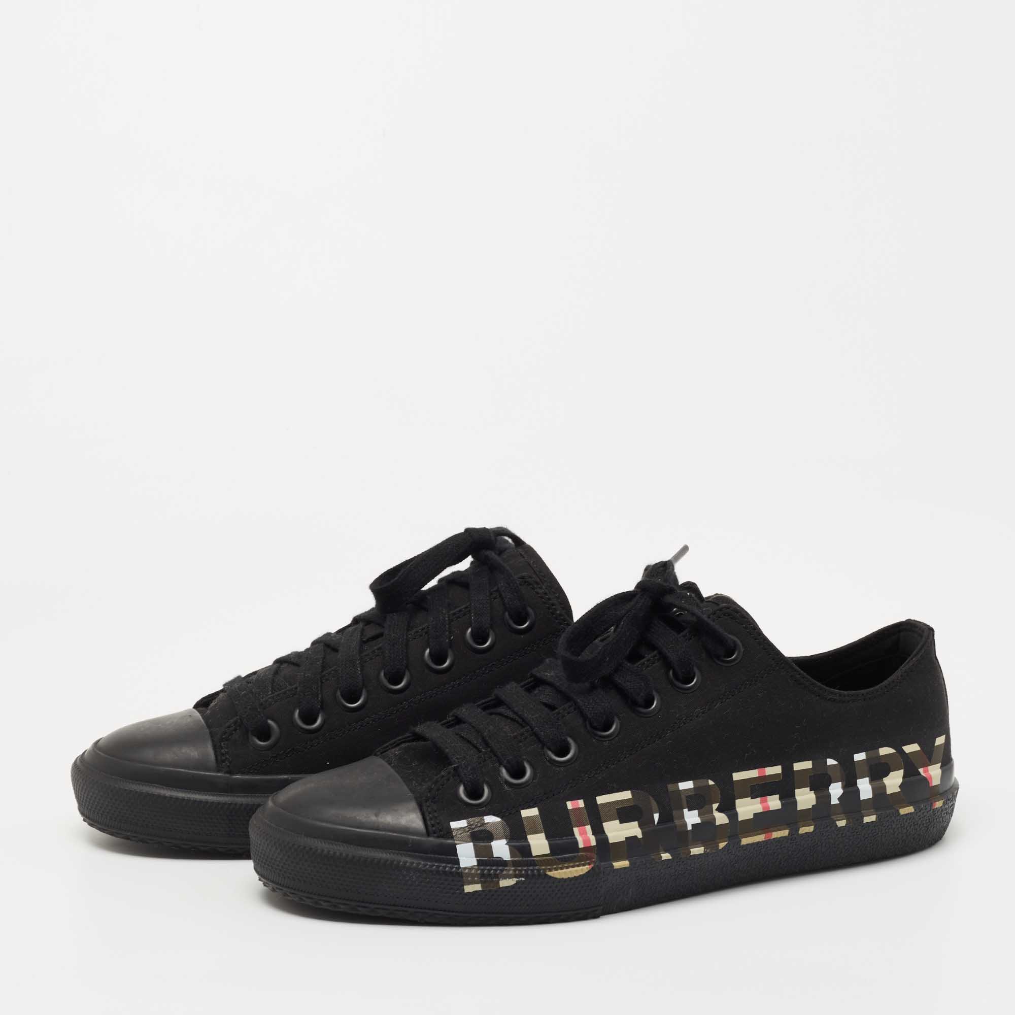 

Burberry Black Canvas Larkhall Low Top Sneakers Size