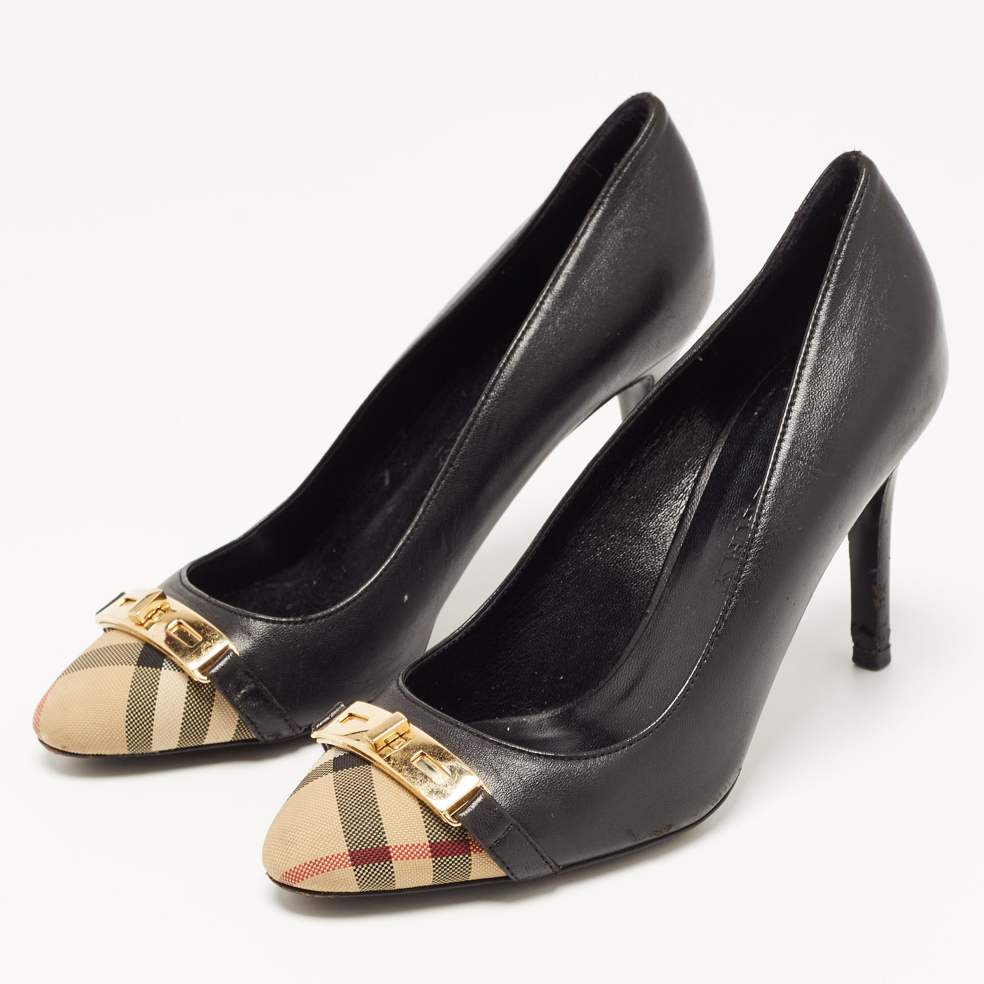 

Burberry Black/Beige Leather and House Check Canvas Cap Top Pumps Size