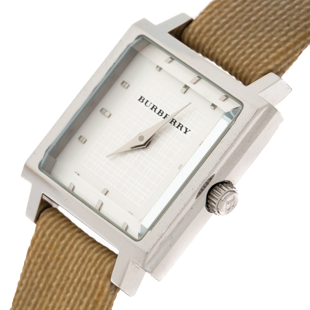 

Burberry White Stainless Steel Nova Check BU2016 Women's Wristwatch, Brown