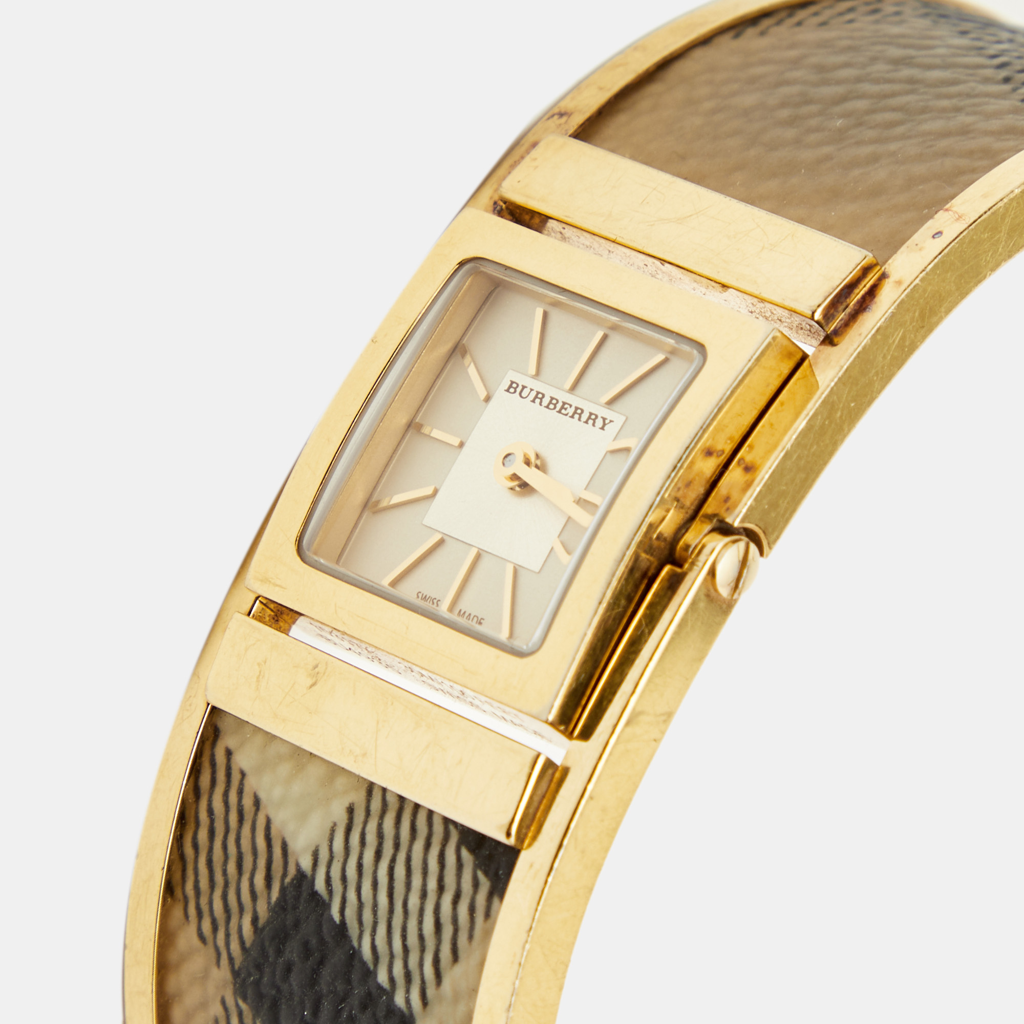 

Burberry Champagne Gold Plated Stainless Steel Canvas Reversible Check BU4935 Women's Wristwatch