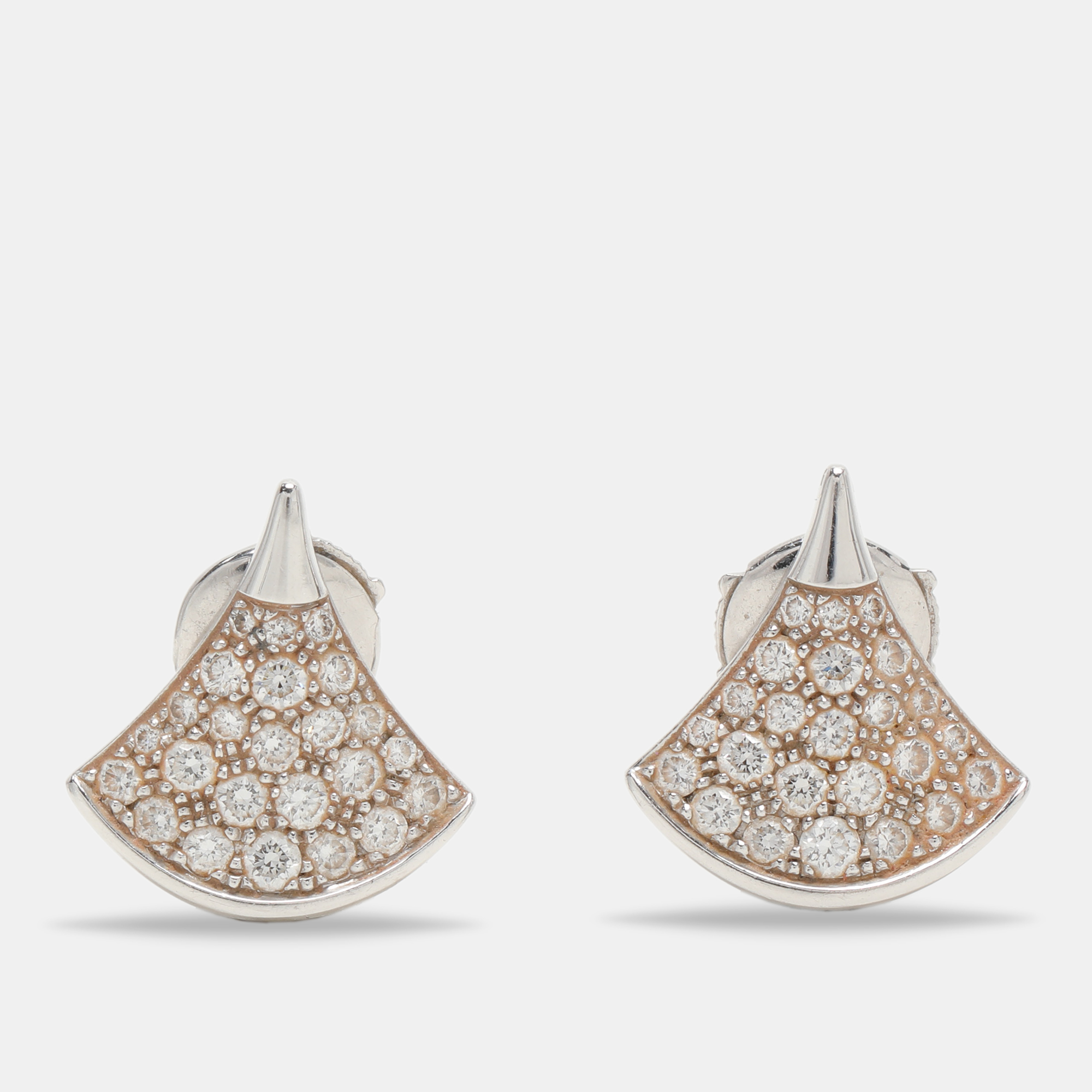 

Bvlgari Divas' Dream Pavé Diamonds 18K White Gold Stud Earrings