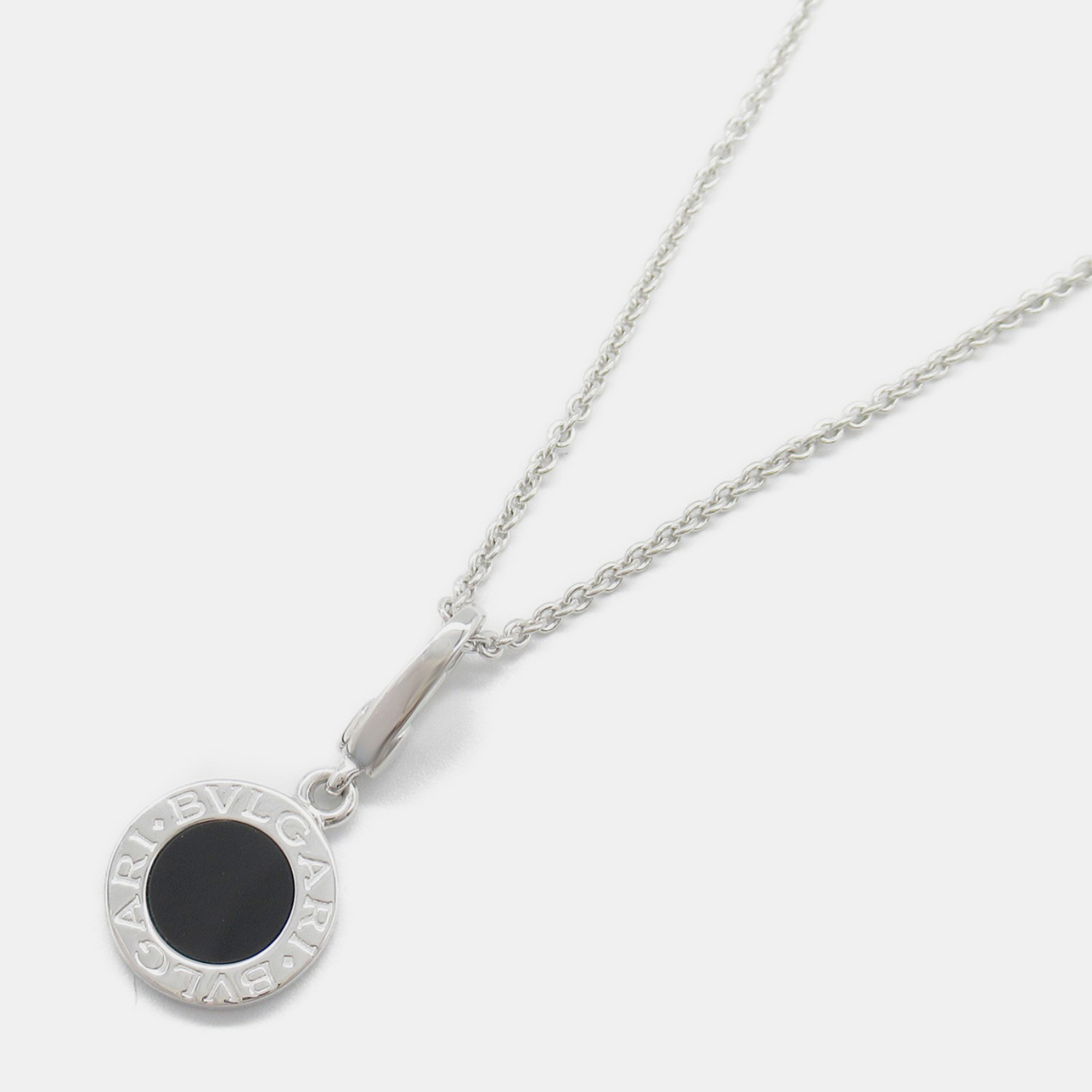 

Bvlgari 18K White Gold Onyx Bvlgari Bvlgari Pendant Necklace