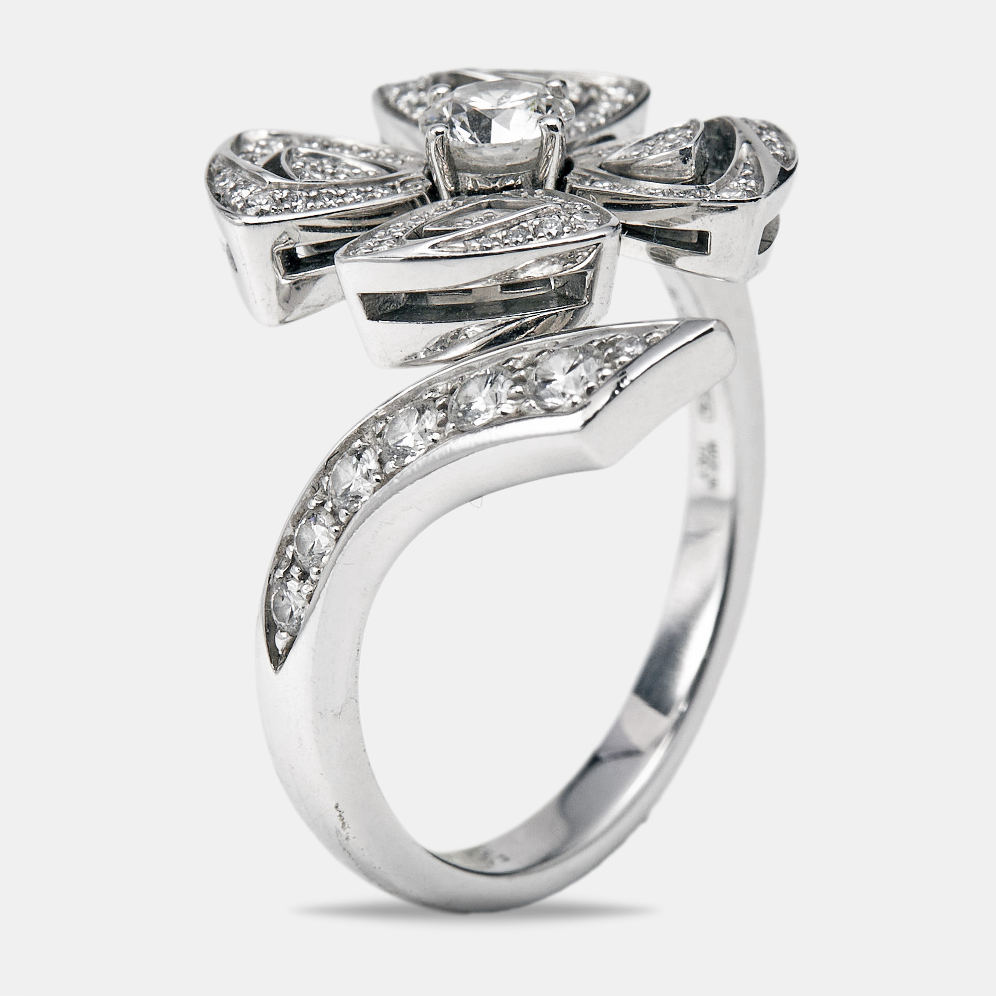 

Bvlgari Fiorever Diamonds 18k White Gold Ring SIze