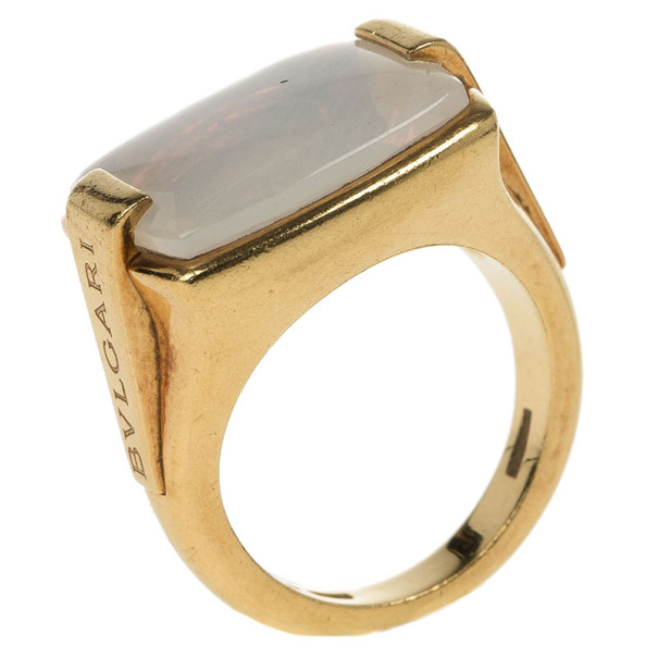 Pre Owned Bvlgari 18K Yellow Gold Chalcedony Ring Size 52