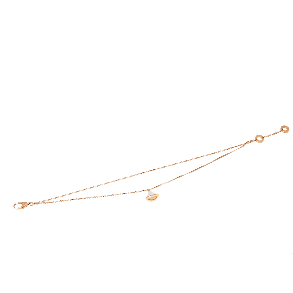 

Bvlgari Divas' Dream Mother of Pearl 18K Rose Gold Charm Bracelet