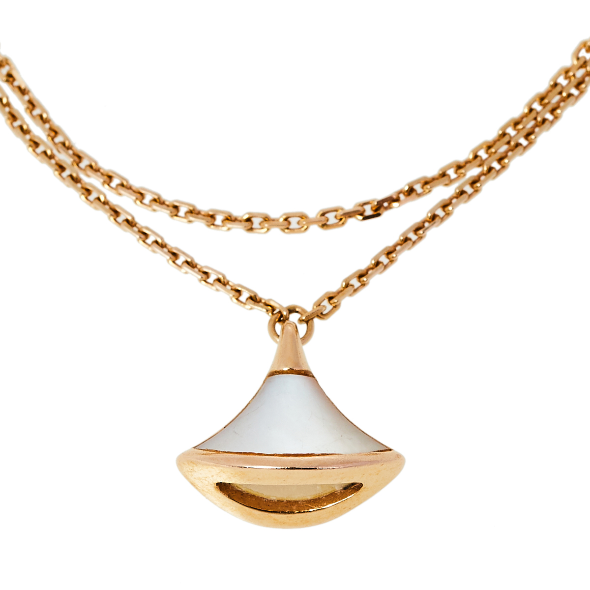 

Bvlgari Divas' Dream Mother of Pearl 18K Rose Gold Bracelet