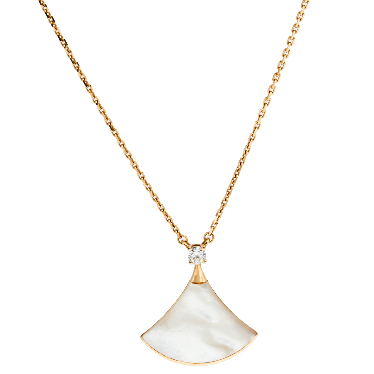 Pre Owned Bvlgari Divas' Dream Mother of Pearl Diamond 18k Rose Gold Pendant Necklace