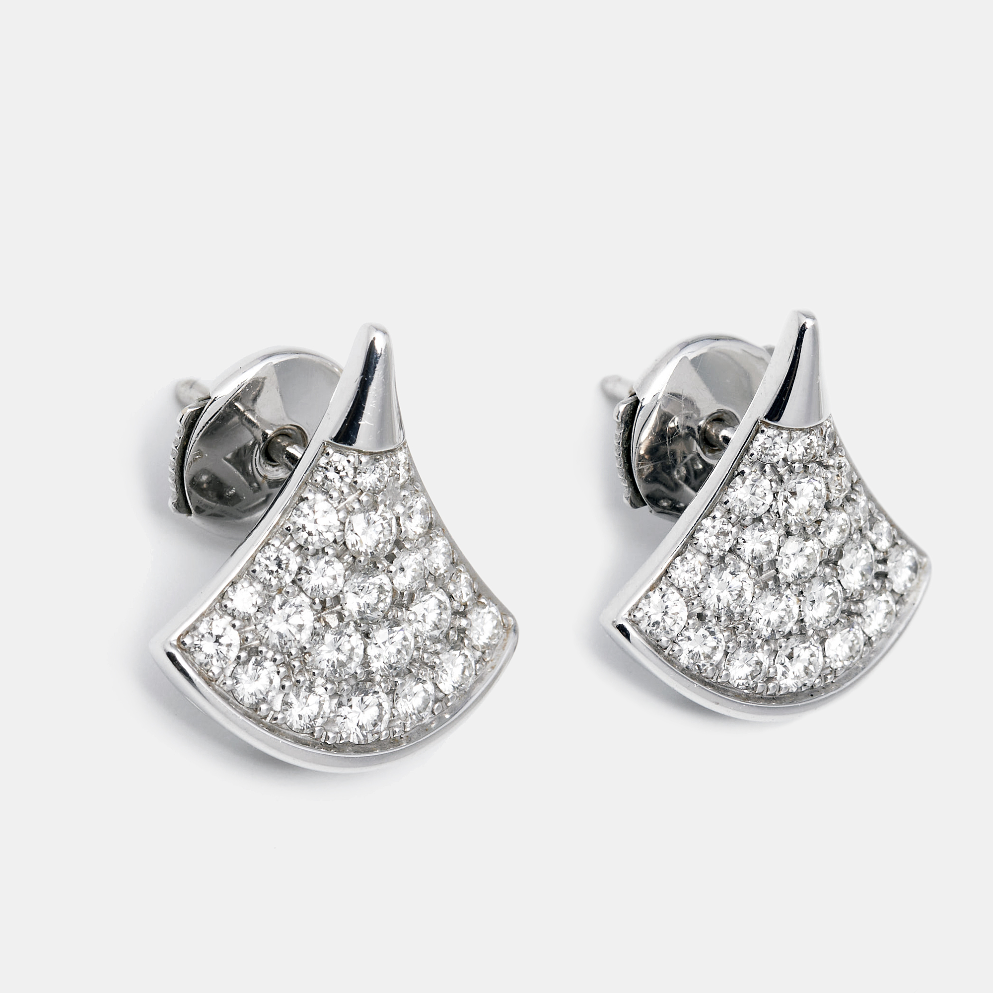 

Bvlgari Divas' Dream Pave Diamonds 18K White Gold Stud Earrings