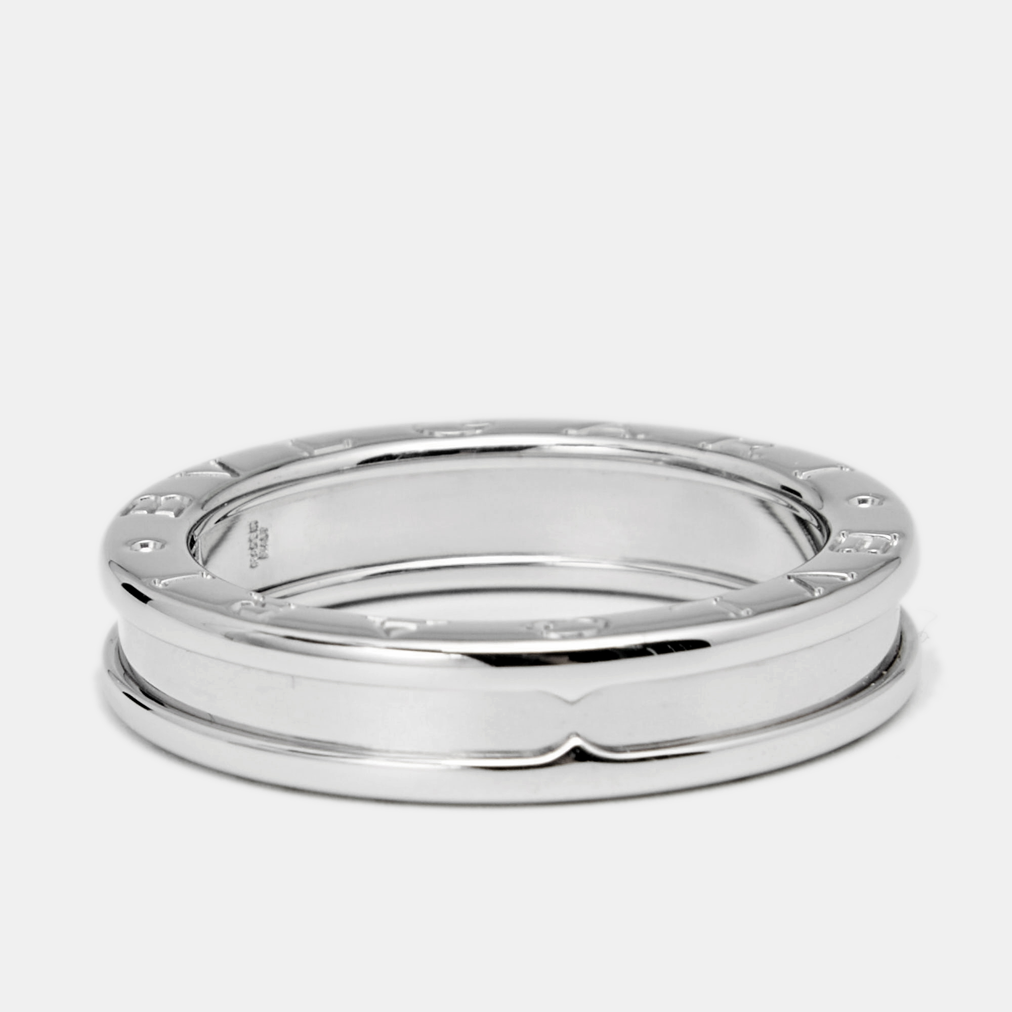 

Bvlgari B.Zero1 18k White Gold 1-Band Ring Size