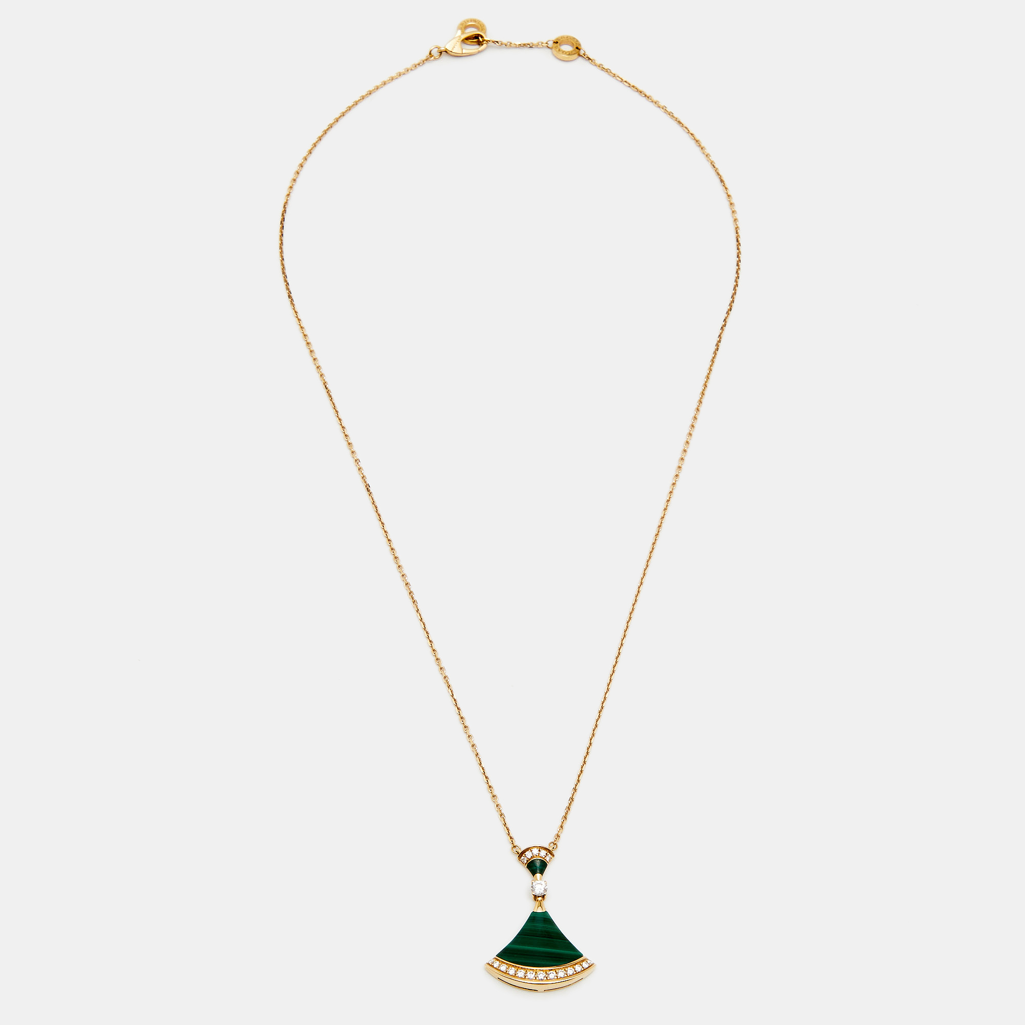 

Bvlgari Divas' Dream Diamonds Malachite 18k Yellow Gold Pendant Necklace