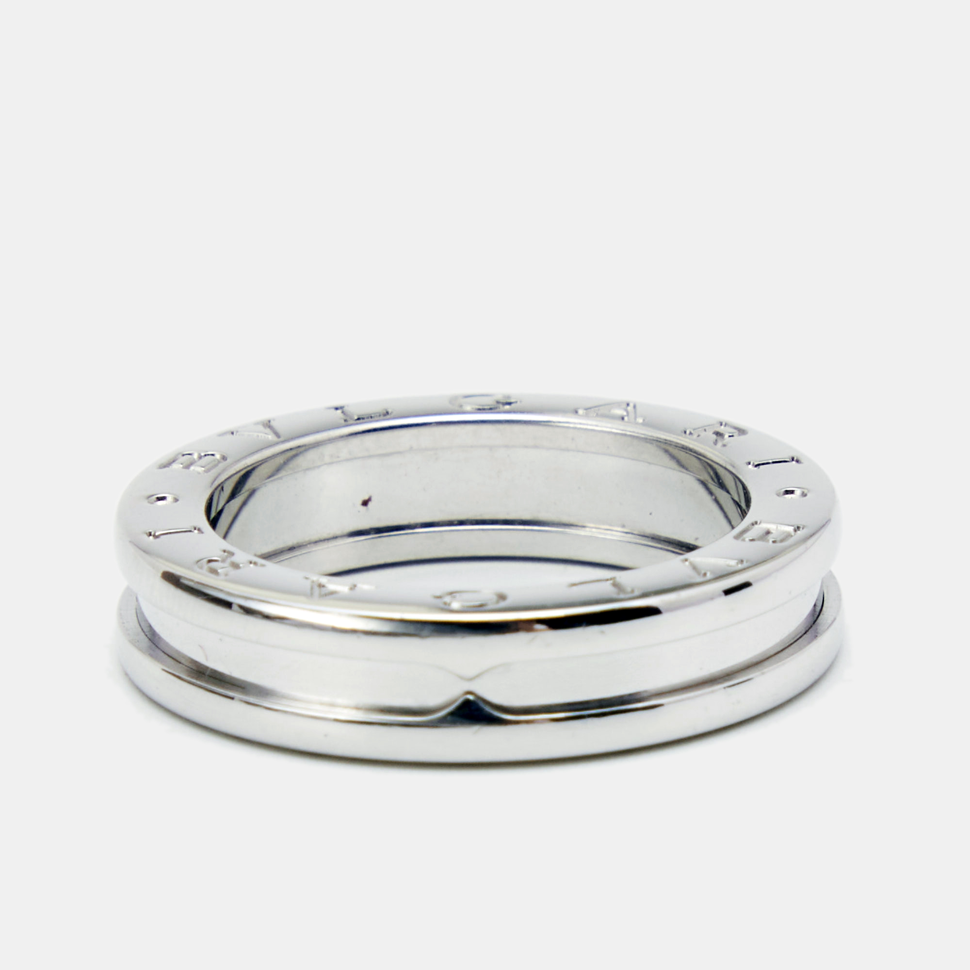 

Bvlgari B.Zero1 18k White Gold 1-Band Ring Size