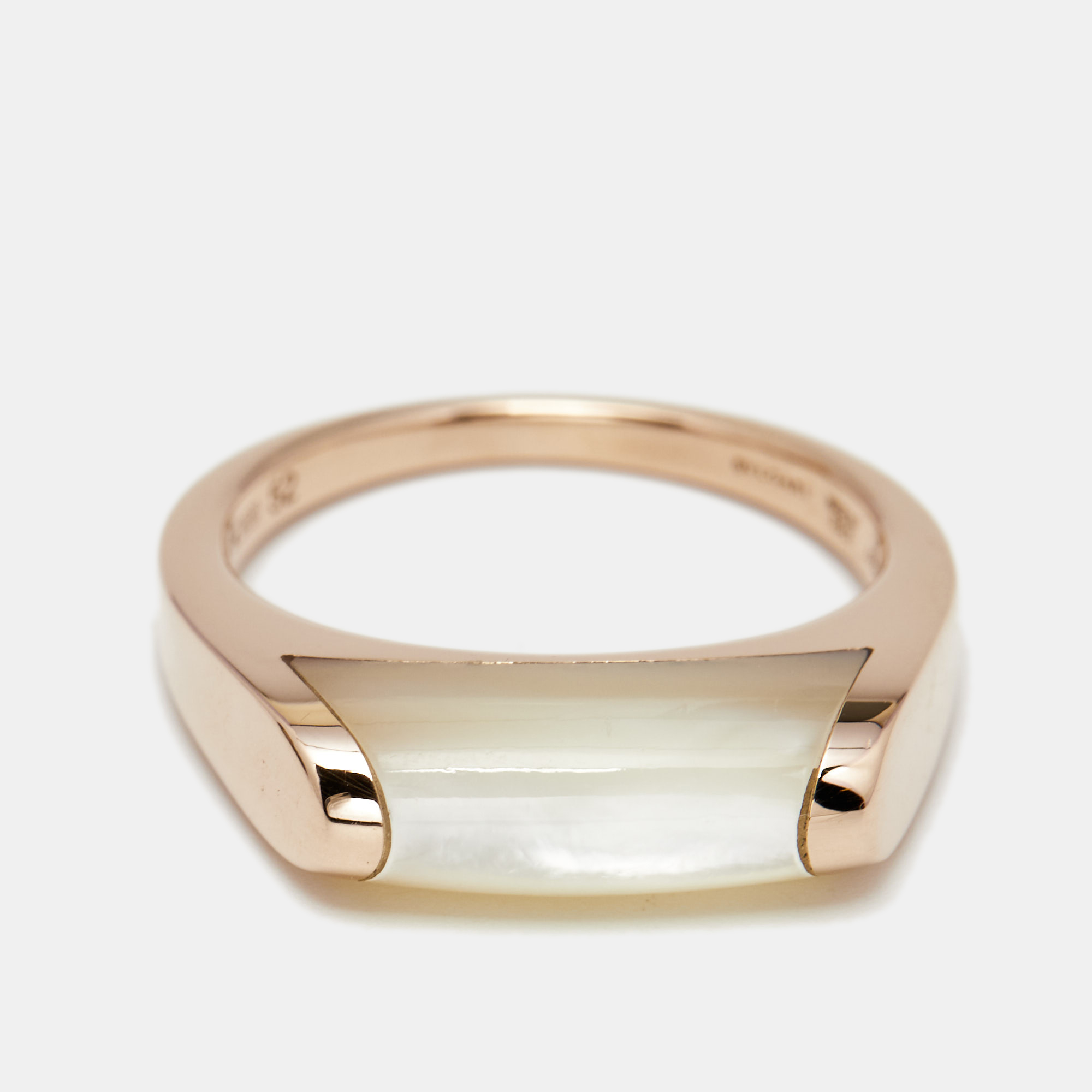 

Bvlgari Tronchetto Mother of Pearl 18k Rose Gold Ring Size